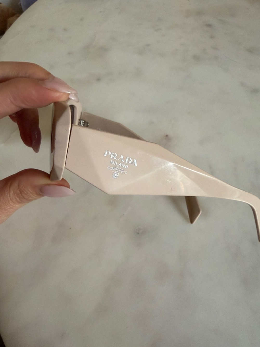 Prada sunglasses - Picture 3 of 3